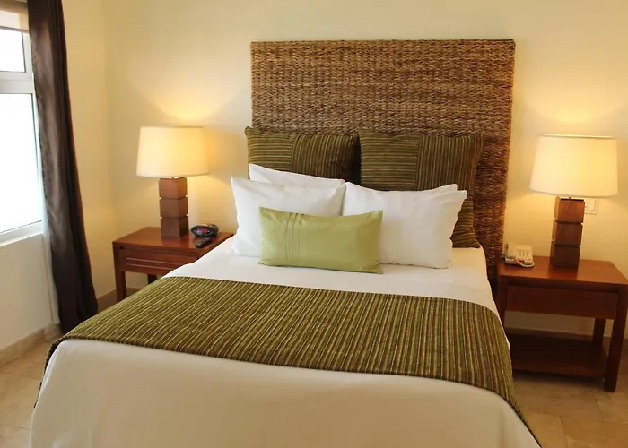 2 Bedroom Executive Suite. In The Heart Of Cabo! Guest house