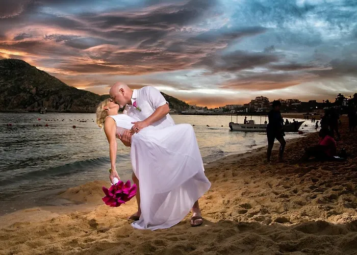2 Bedroom Executive Suite. In The Heart Of Cabo! Cabo San Lucas