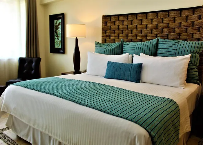 2 Bedroom Executive Suite. In The Heart Of Cabo!