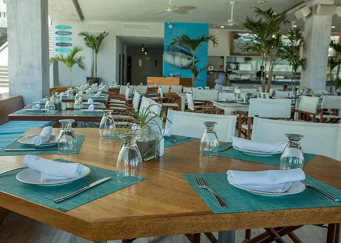 2 Bedroom Executive Suite. In The Heart Of Cabo! Guest house Cabo San Lucas